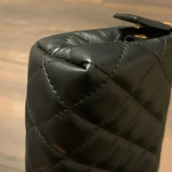 ❌SOLD❌ Chanel Black Quilted Lambskin Leather Classic Small CC Cosmetic Pouch Bag - Picture 10 of 16